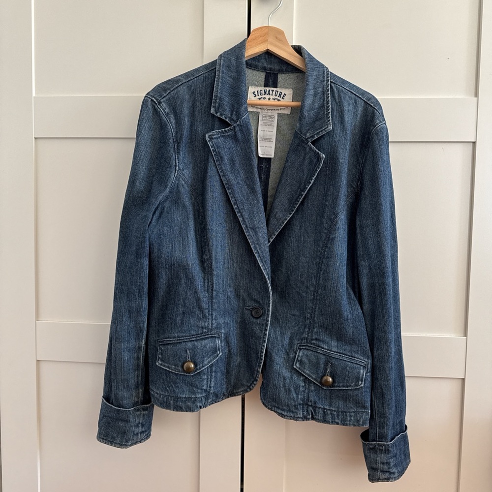 Signature by Levi Strauss Women's Dark Blue Jean Jacket